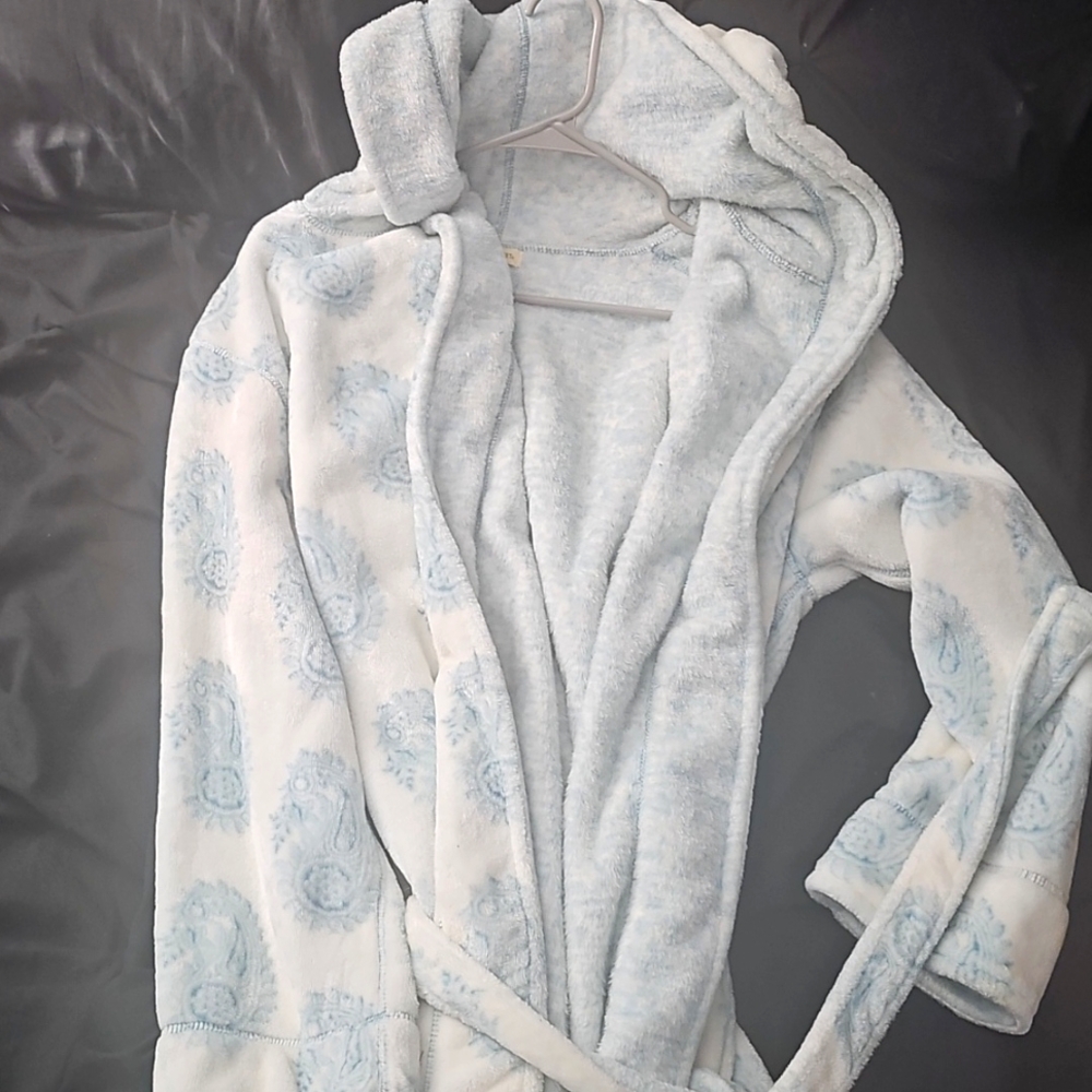 Cozy Blue and White Robe